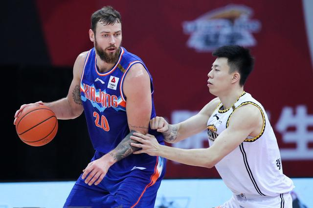 太阳城集团-吉林队将与四川队交手，谁能展现更好的表现？